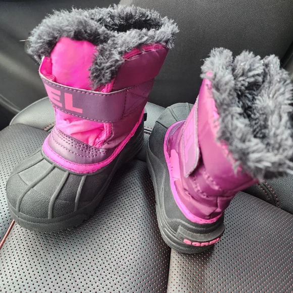 Sorel Kids' Fuchsia and Black Winter Snow Boots Size 8 - Picture 3 of 4